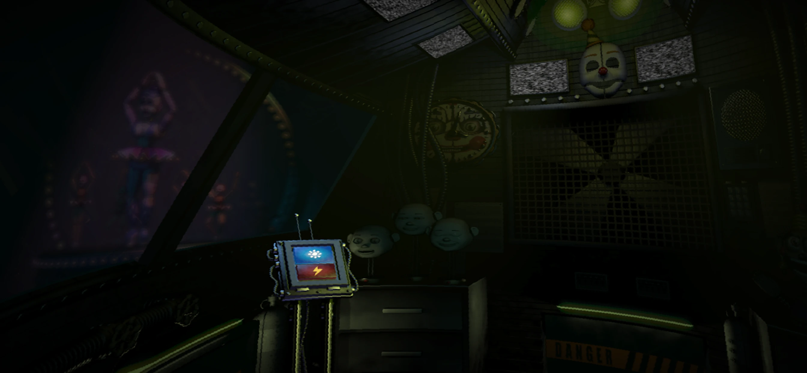 Five Nights at Freddy's: SL app store screenshot 4 — Games (iOS)