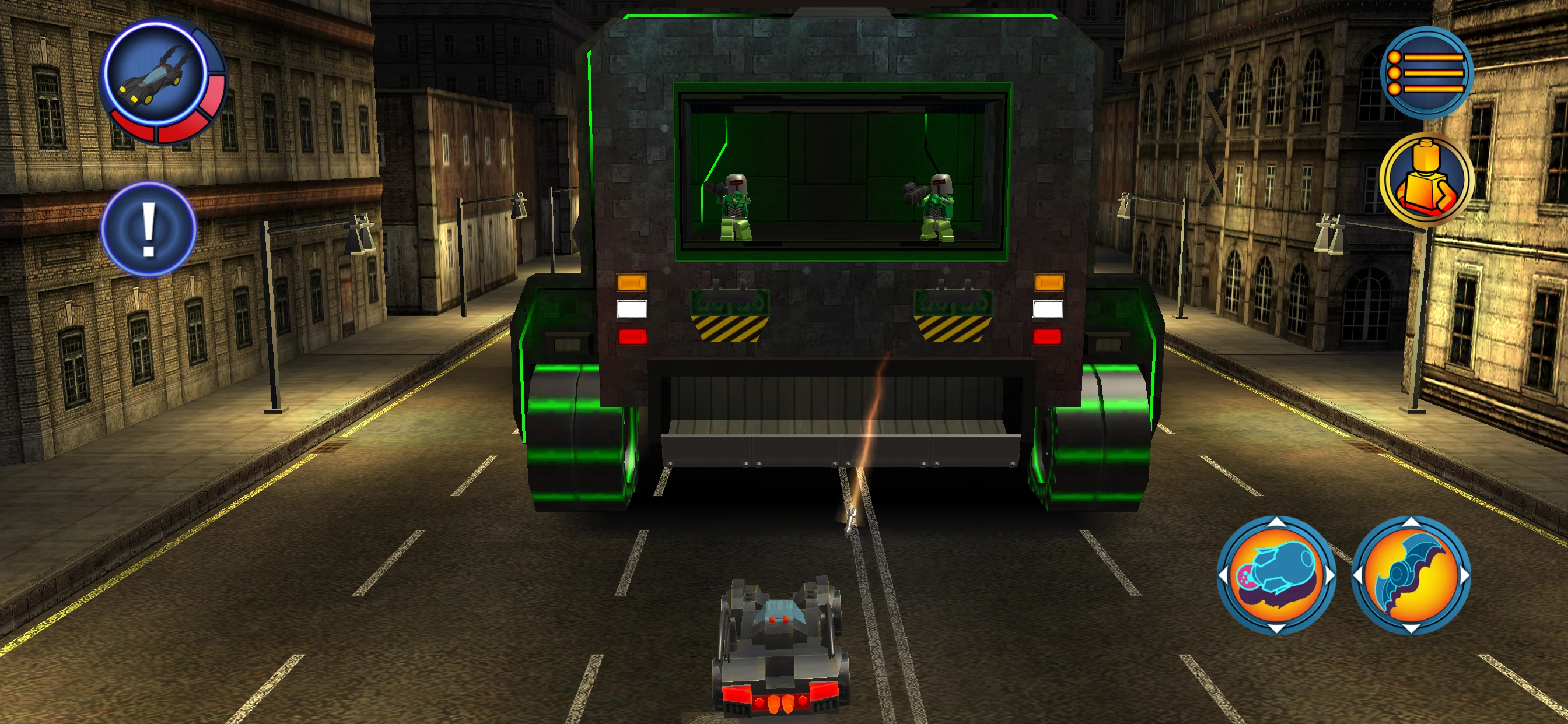 LEGO Batman: DC Super Heroes app store screenshot 4 — Games (iOS)
