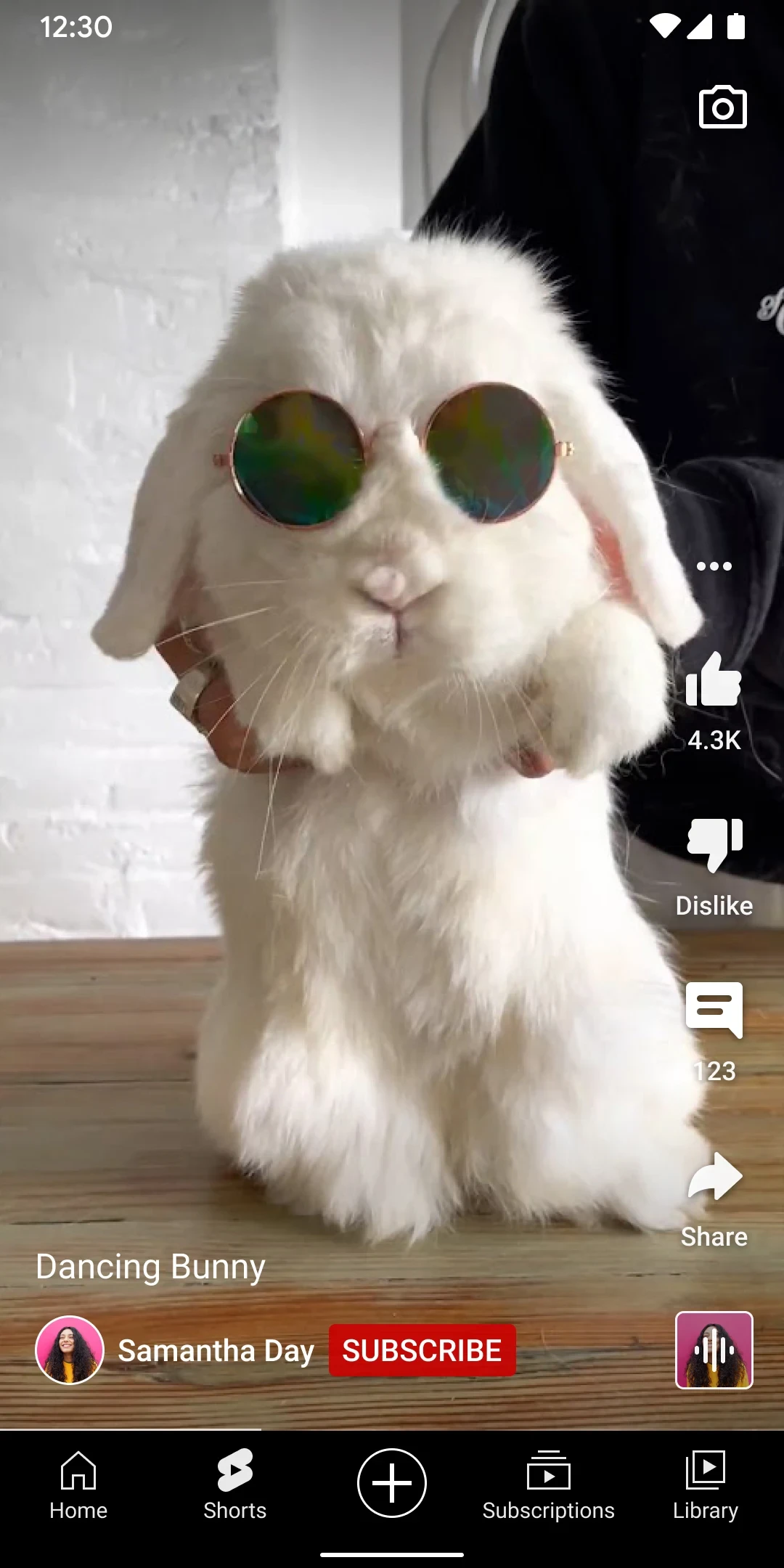 YouTube app store screenshot 2 — Video Players (Android)